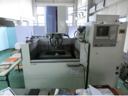 wire cut machine Mitsubishi 　FX20　(1997)　