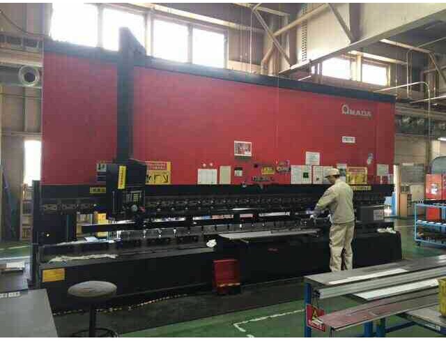 เครื่องพับ Amada ยาว 6 เมตร 300 ตัน Press brake 6000x300 tons AMADA F.O.B Japan USD 120,000