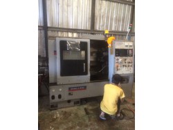  "Okuma Howa" Cnc Lathe Control  Fanuc 3T With tail stock 