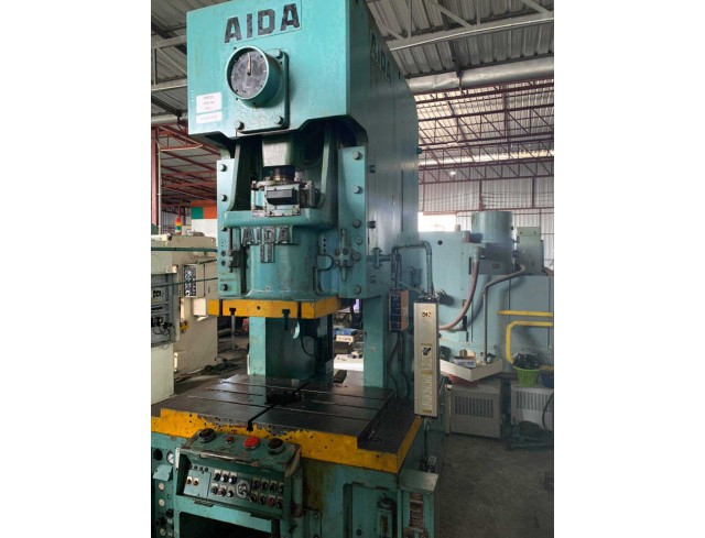 เครื่องปั้ม AIDA 110 ton