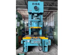 เครื่องปั้ม AIDA110 ton