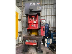 เครื่องปั้ม. 110 ton  AMADA 110 ton