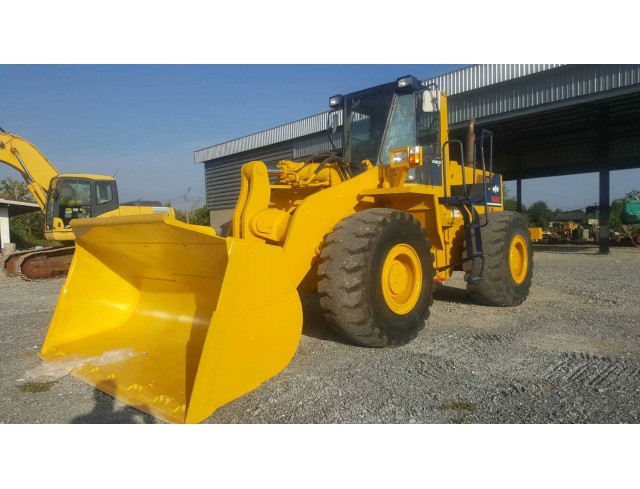 KOMATSU  WA400-1  เก่าญี่ปุ่นแท้นำเข้าโดยตรงสนใจติดต่อ คุณนุนครปฐม  081-9863811